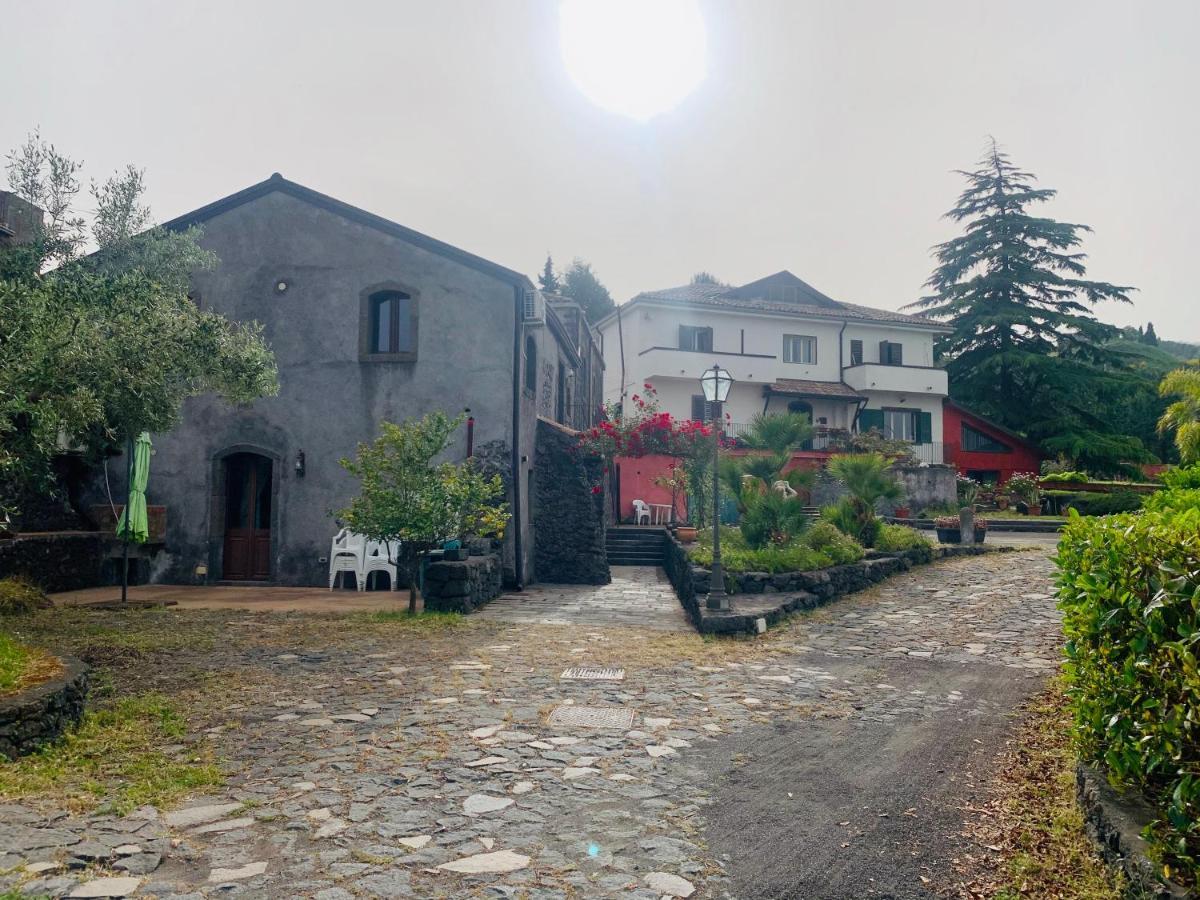 Villa Alessio - Case Vacanza Con Piscina Sull'Etna Puntalazzo Экстерьер фото